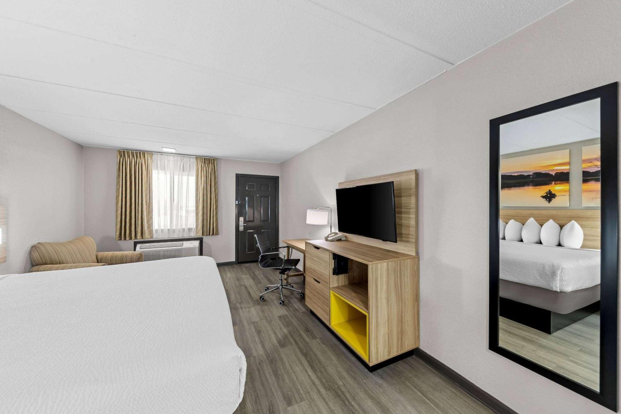Days Inn By Wyndham Gainesville Extérieur photo